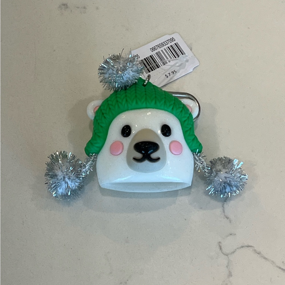 Bath & Body Works Polar Bear Pocketback Sanitizer Keychain